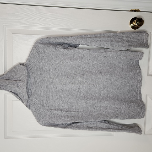 Boys Reebok 2 two longsleeve shirts hooded and lightweight size 14/ 16 - Picture 5 of 13